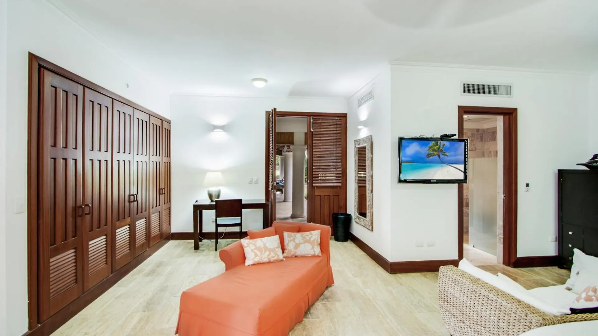Gorgeous Villa At Casa De Campo - With Large Pool, Cook, Maid And 2 Golf Carts La Romana Dominikai Köztársaság