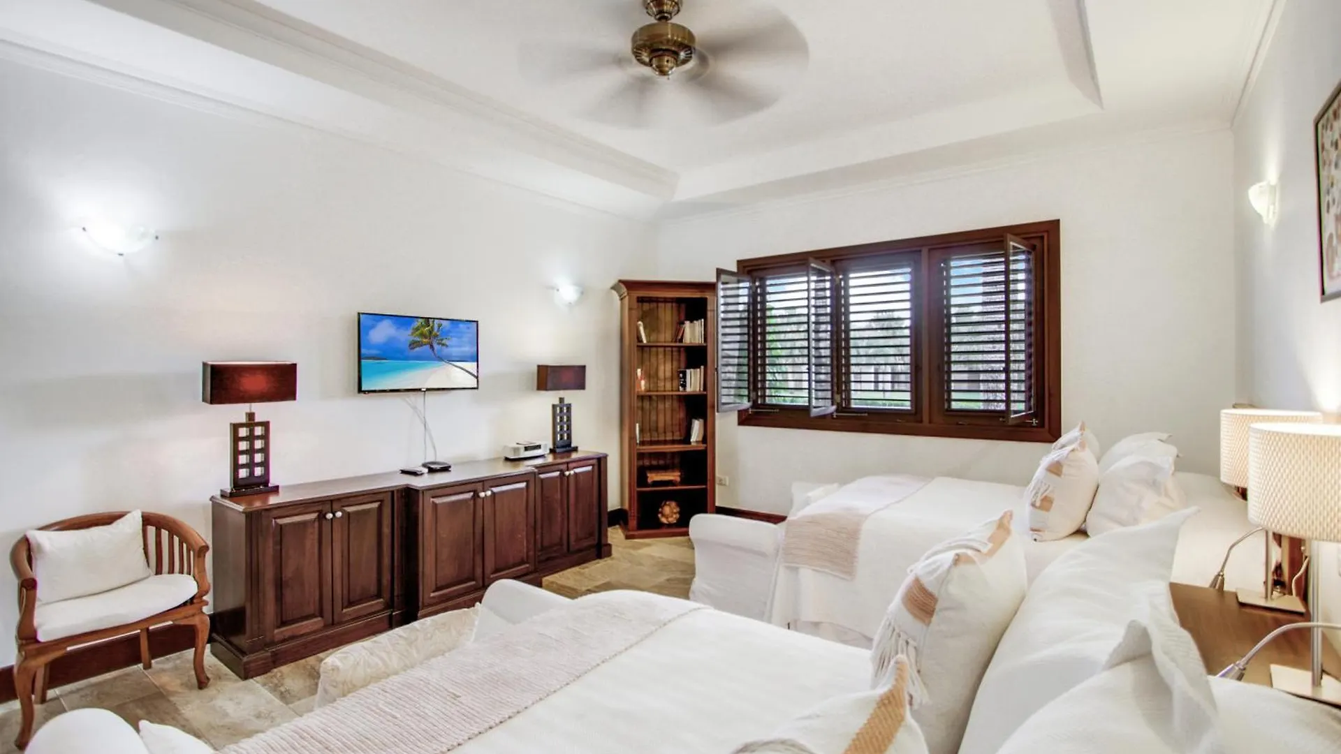 Gorgeous Villa At Casa De Campo - With Large Pool, Cook, Maid And 2 Golf Carts La Romana Dominikai Köztársaság